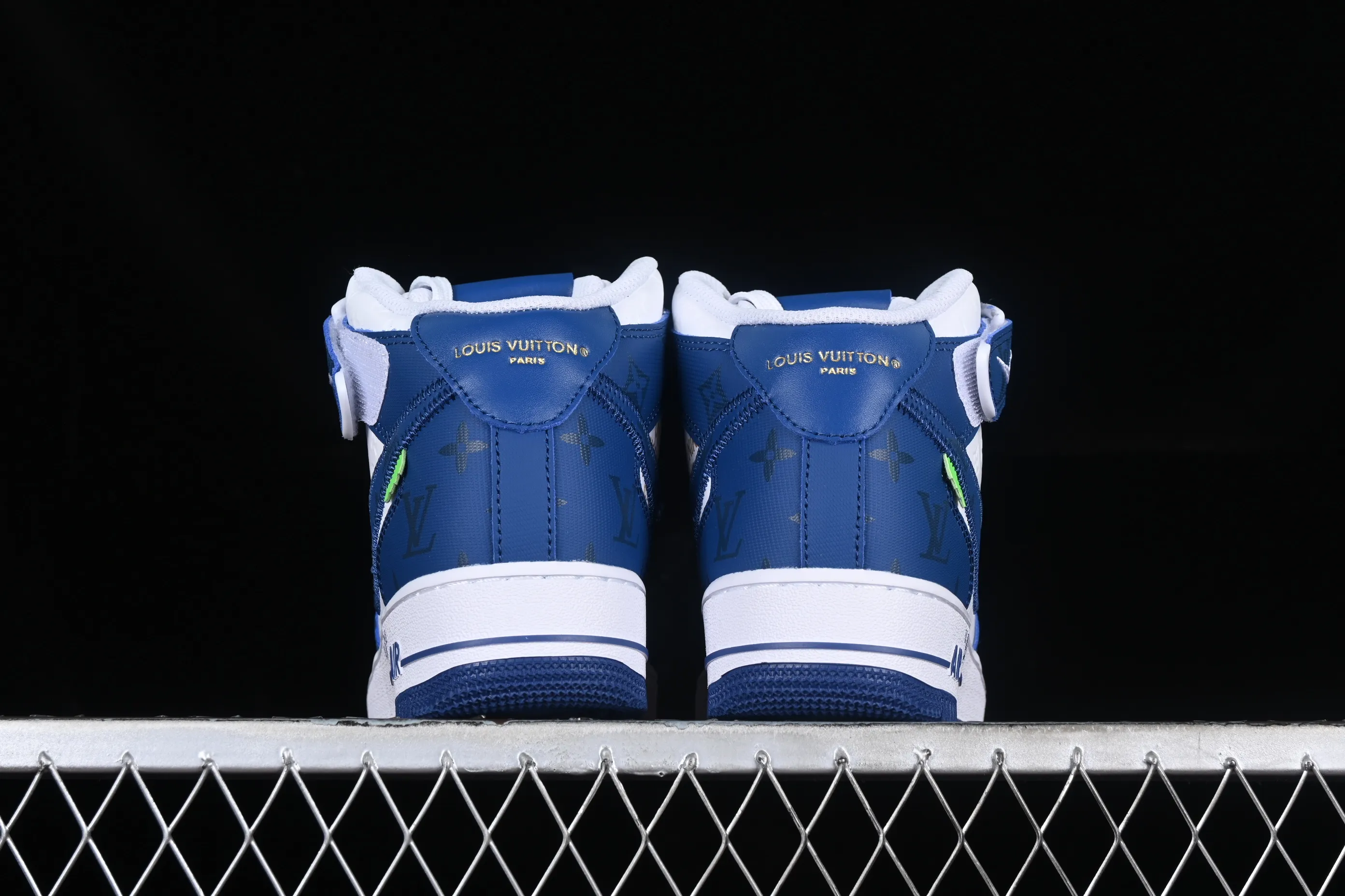 All Categories Nk Air Force 1 Air Force Series Nk Air Force 1 Mid Air Force Mid Nk Air Force 1'07 Low Donkey Brand Print Air Force One Mid Casual Sneakers DD9625-100